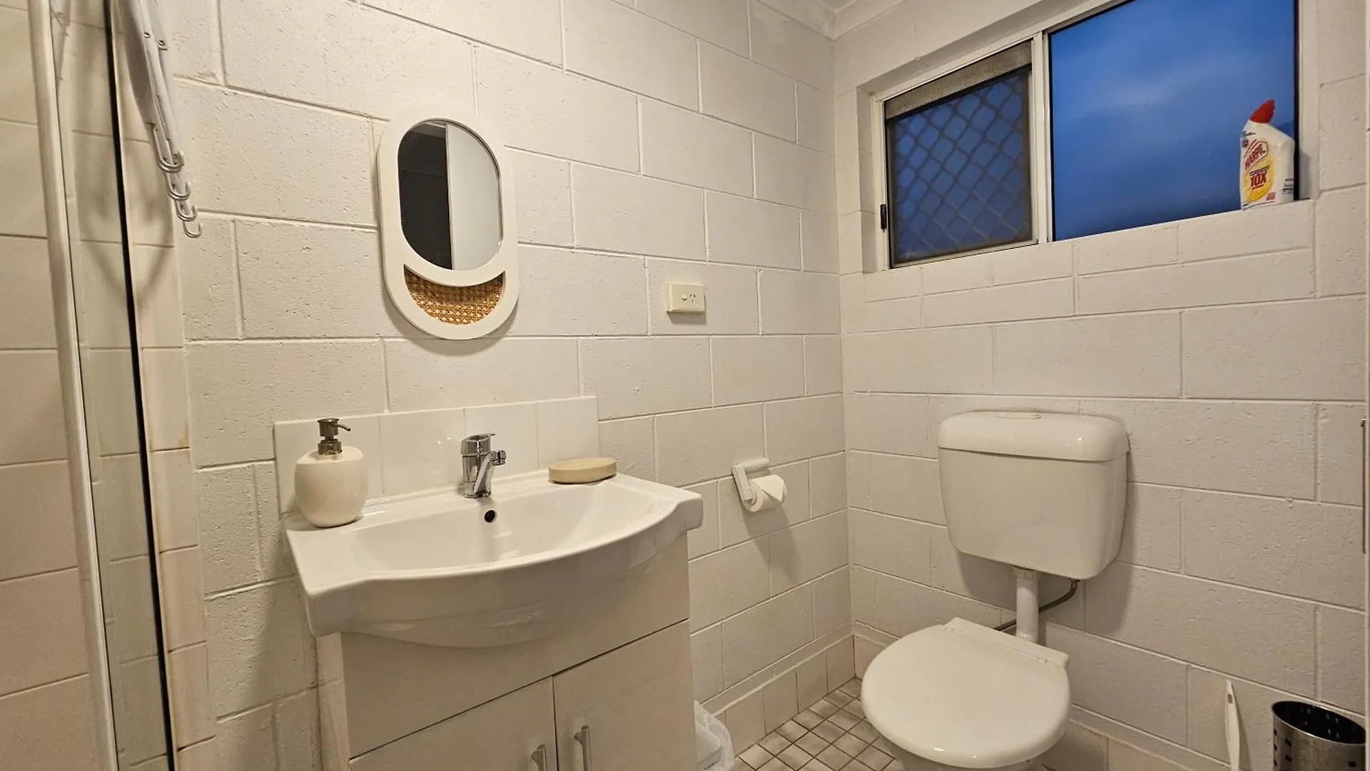 Stylish 2Br Apartment Retreat Westcourt أستراليا