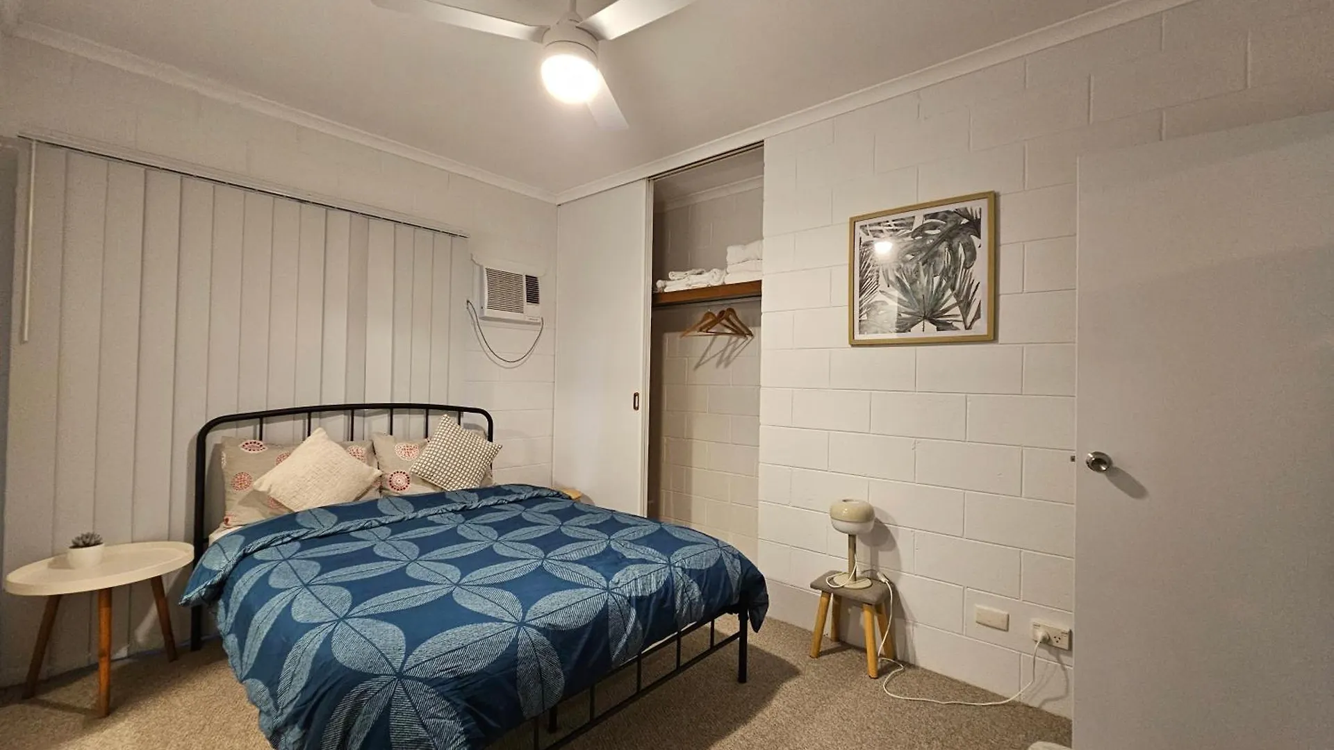 Stylish 2Br Apartment Retreat Westcourt