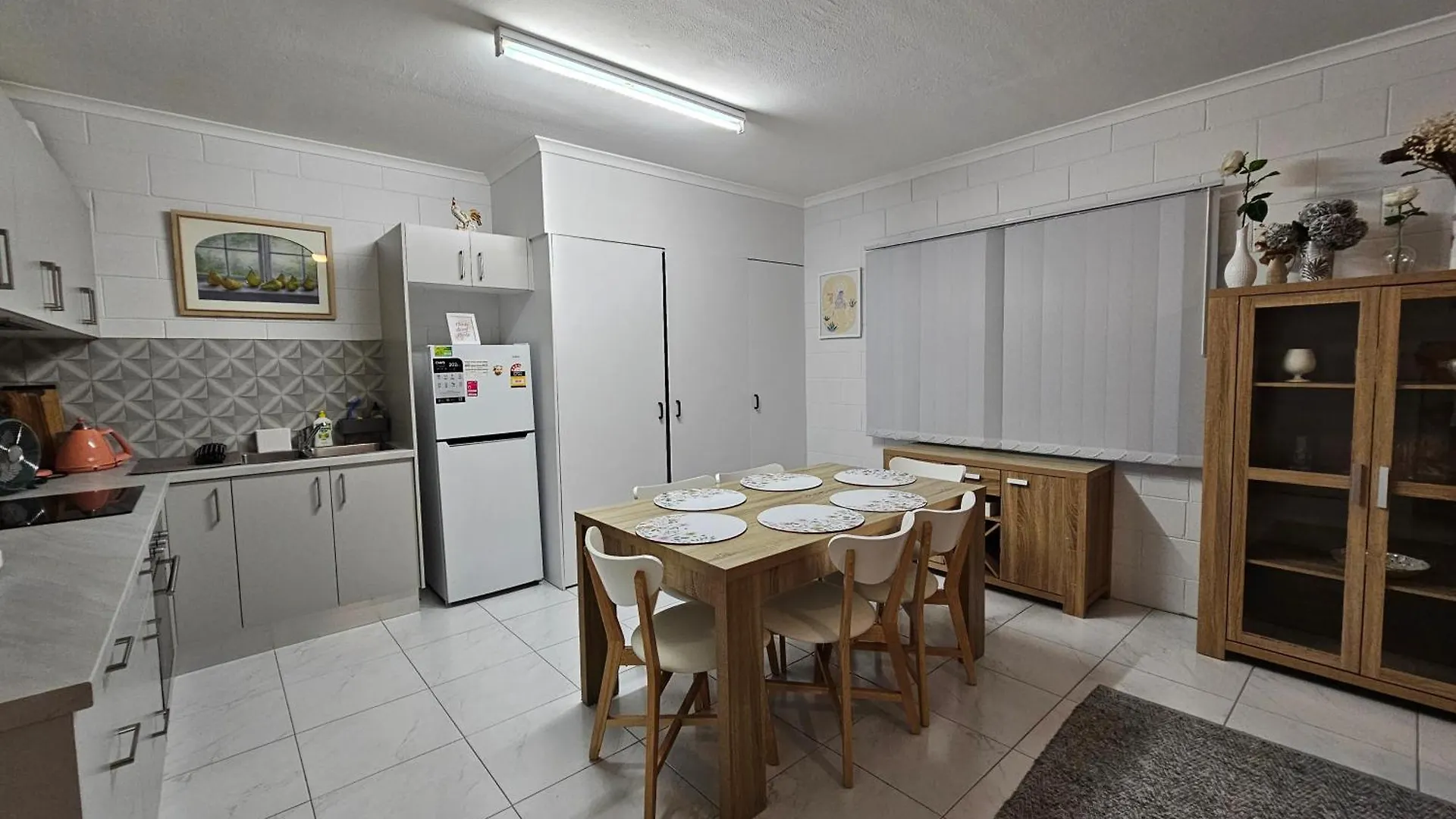 Stylish 2Br Apartment Retreat Westcourt 0*,  أستراليا