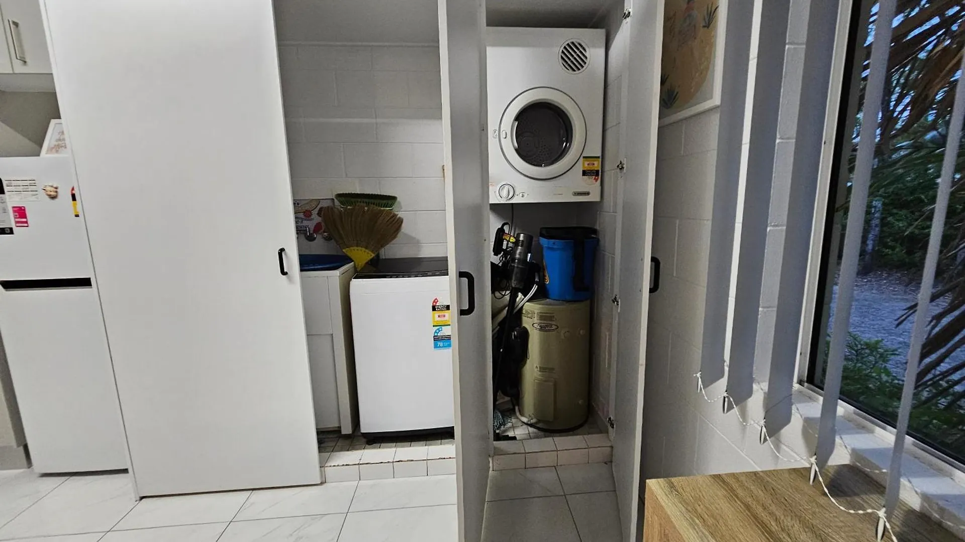 Stylish 2Br Apartment Retreat Westcourt
